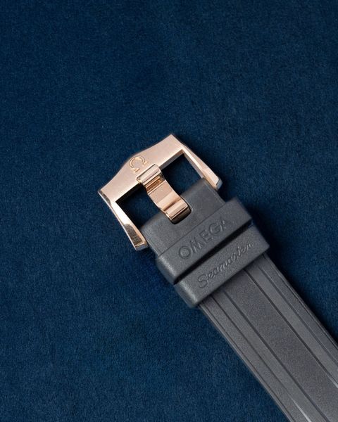 Omega Seamaster Diver 300m 210.62.44.51.01.001